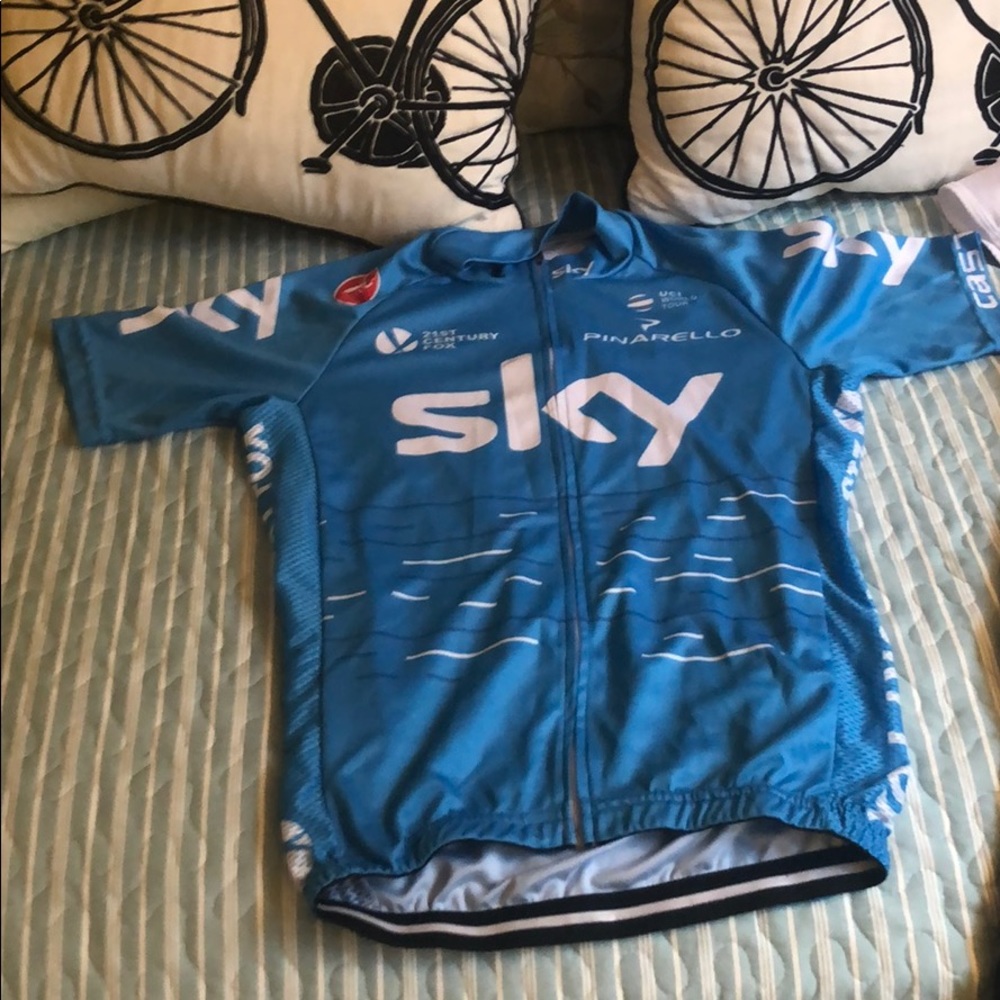 Vintage Sky Cycling Team Kit